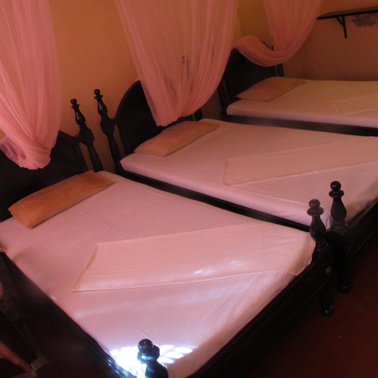 Shahira Hotel Nilaveli Bilik gambar